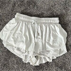 Lupgongzi butterfly shorts • S • no flaws in either pair • pink and white